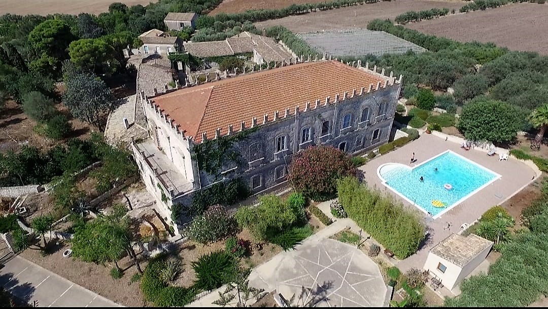 Casale con piscina in vendita a Modica Ragusa Sicilia