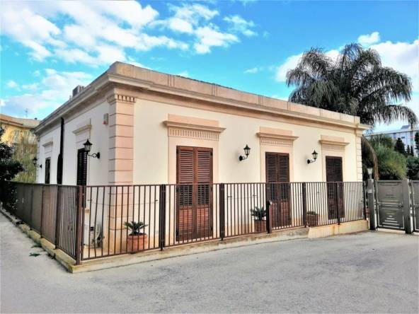 villa in vendita a scala greca siracusa
