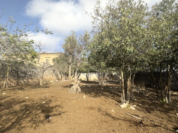 masseria con terreno in vendita a ragusa sicilia