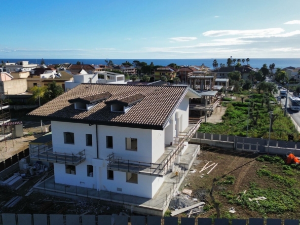 villa nuova costruzione vicino al mare ideale per albergo struttura ricettiva in vendita ad avola siracusa